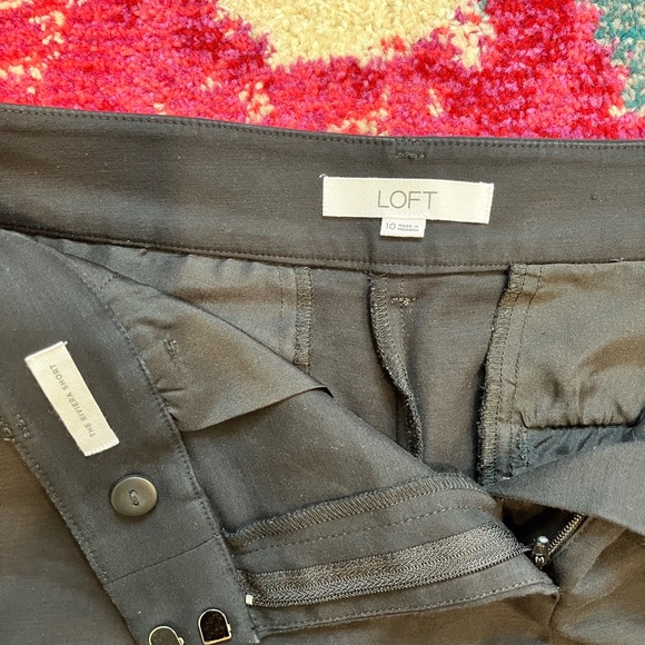 Loft Riviera Short - Size 10 - Picture 3 of 6